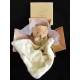 Doudou ours marron avec mouchoir boite fleur Doudou et compagnie - NEUF -