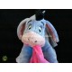 Peluche Bourriquet avec mouchoir 25 cm DISNEY